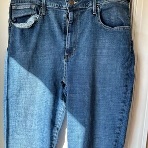 Levi's High Rise Blue Jeans